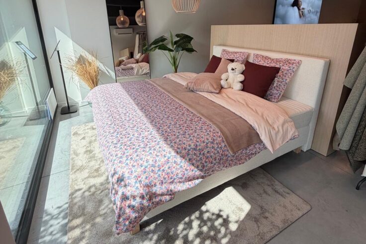 Revor Stockbox Pocket 25 boxspring in de showroom van Slaap Concept